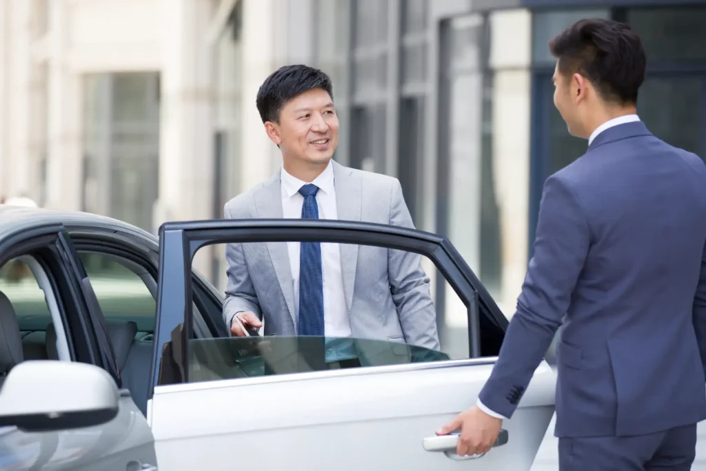 Your Guide to Saudi Arabia's SUV Chauffeur Services